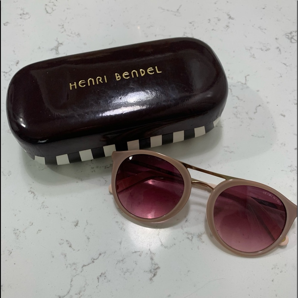 Henri Bendel light pink sunglasses